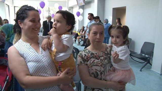 Tüp bebek tedavisi ile dünyaya gelen bebekler Üsküdar’da buluştu