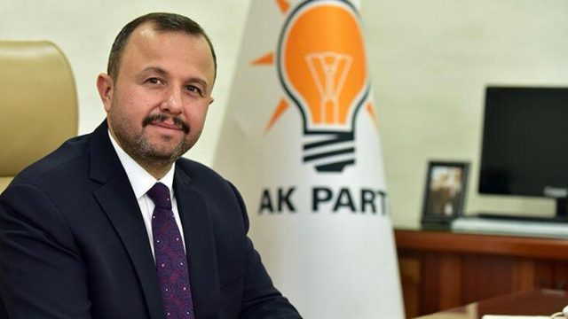 AK Parti’li Taş, milletvekili adaylığı için il başkanlığından istifa etti