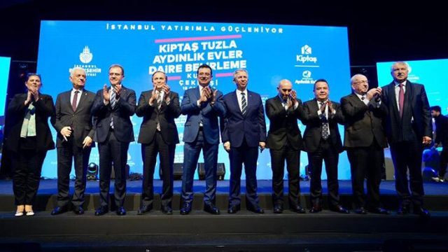 CHP’li büyükşehir belediye başkanları İstanbul’da törene katıldı